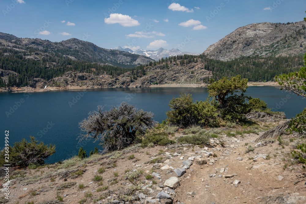 Gem Lake Sierra Nevadas