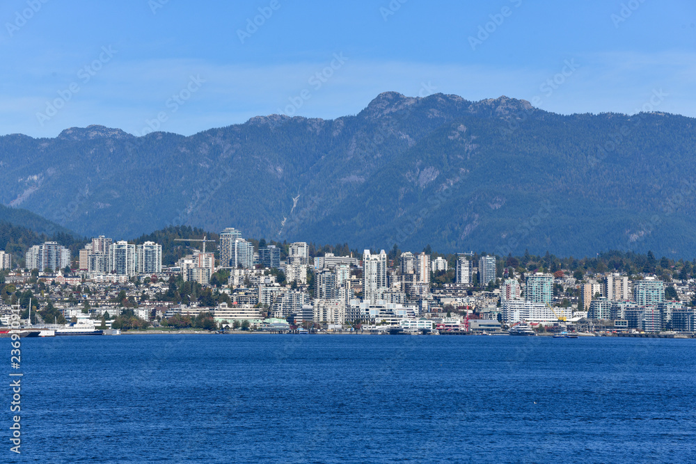 Fototapeta premium North Vancouver Skyline - Canada