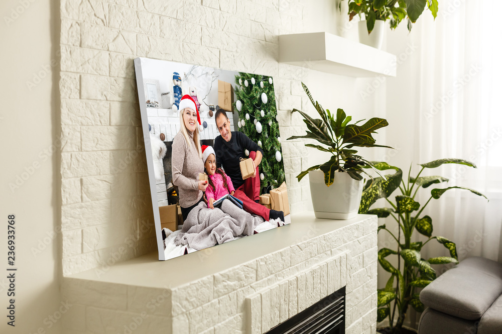 large wall canvas portrait of her family with young children - obrazy, fototapety, plakaty 