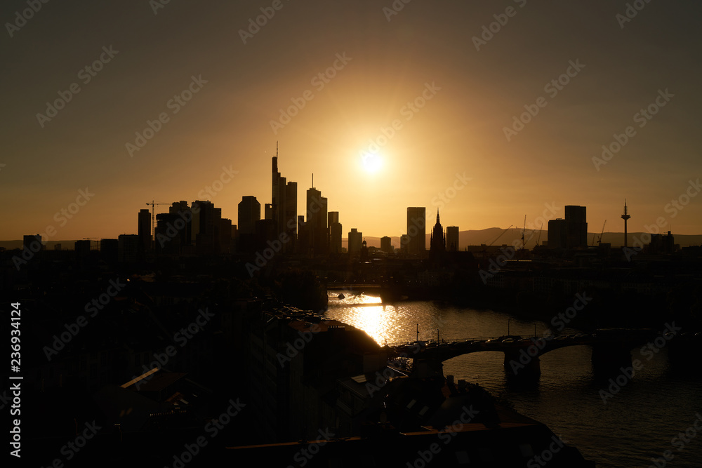 Skyline von Frankfurt am Main als Silhouette Skyline von Frankfurt am Main als Silhouette