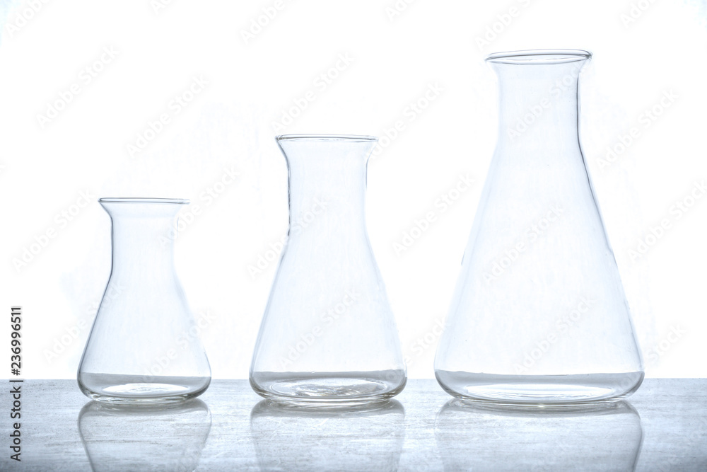 Glass chemestry vessels Glass chemestry vessels