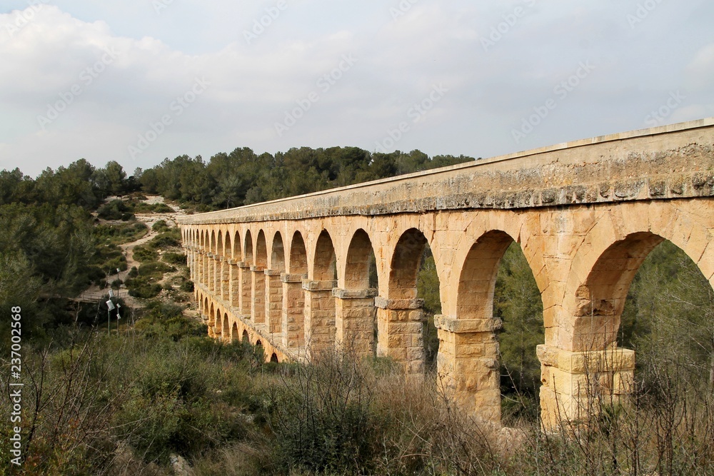 tarragona, spain, bridge, aqueduct, architecture, roman, ancient, arch, stone, old, landmark, historic,