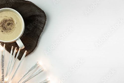 christmas hot cocoa coffee mug burlap faerie lights ornaments gift present