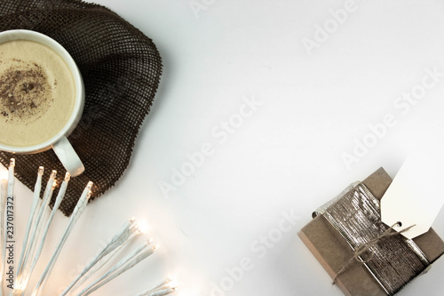 christmas hot cocoa coffee mug burlap faerie lights ornaments gift present