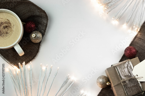 christmas hot cocoa coffee mug burlap faerie lights ornaments gift present