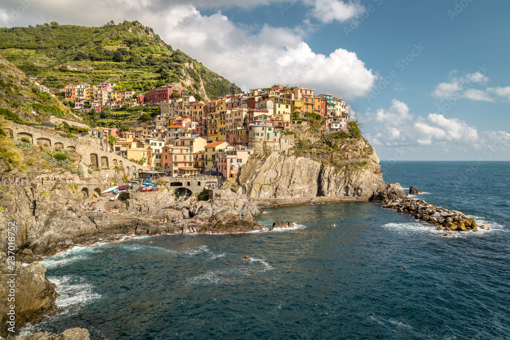 Manarola fishing village, seascape in Five lands, Cinque Terre National Park, Liguria