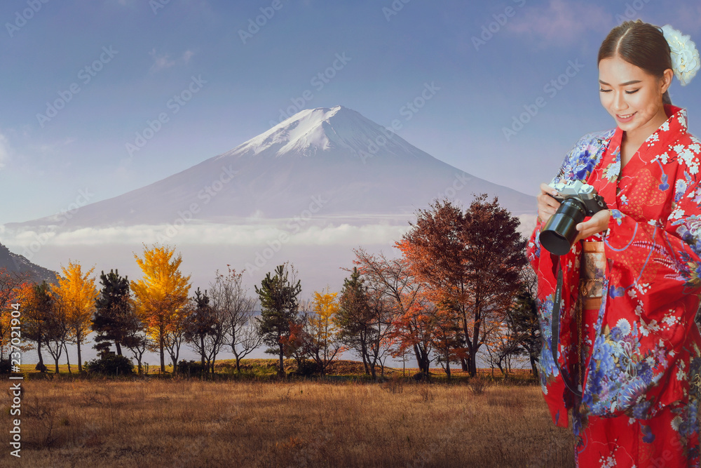 Asian woman wearing traditional japanese kimono on Mt.fuji  blackground,Japan sakura ,Japan kimono Stock Photo | Adobe Stock