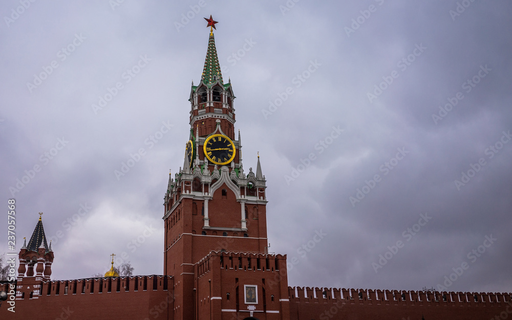 27 November 2018, Moscow, Russia. Spasskaya tower of Moscow Kremlin 27 November 2018, Moscow, Russia. Spasskaya tower of Moscow Kremlin