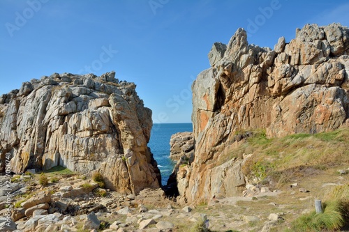 Le site du gouffre à Plougrescant en Bretagne. France