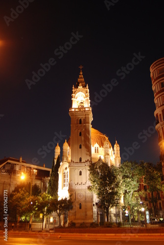 San Antonio y San Miguel church, Madrid (Spain) photo