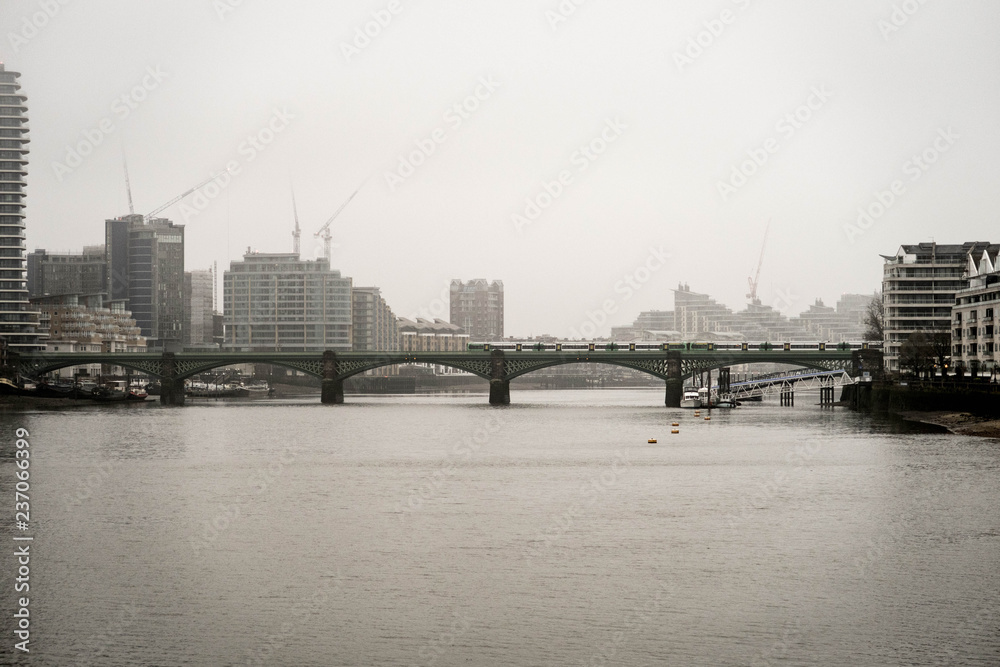 River Themes and Battersea Railway Bridge