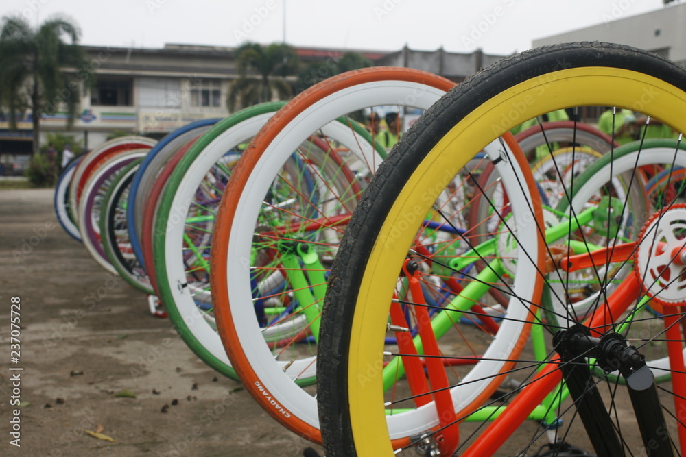 Various color bicycle wheels