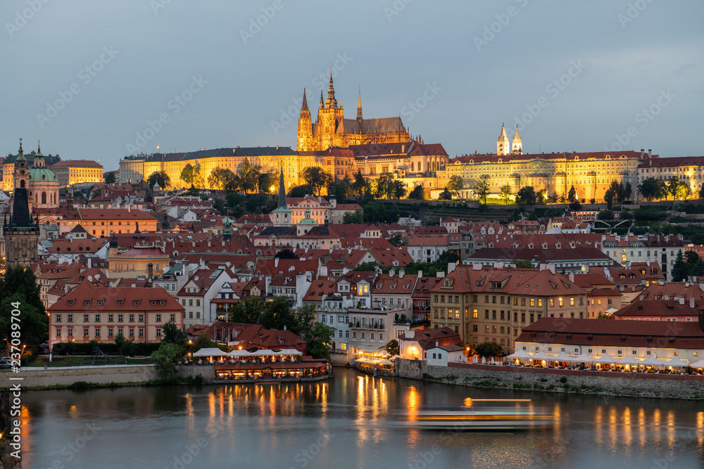Obraz premium Prague, Czech Republic. Charles Bridge and Hradcany (Prague Castle) with St. Vitus Cathedral and St. George church evening dusk, Bohemia landmark in Praha.