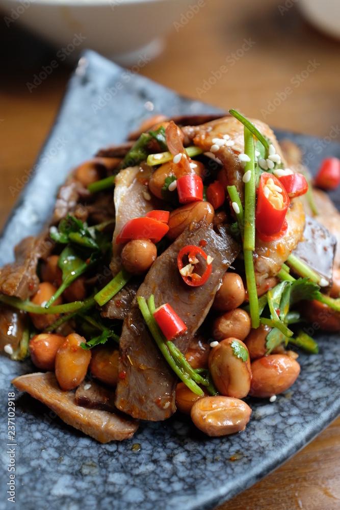Sliced Beef and Ox Tongue in Chili Sauce Sliced Beef and Ox Tongue in Chili Sauce