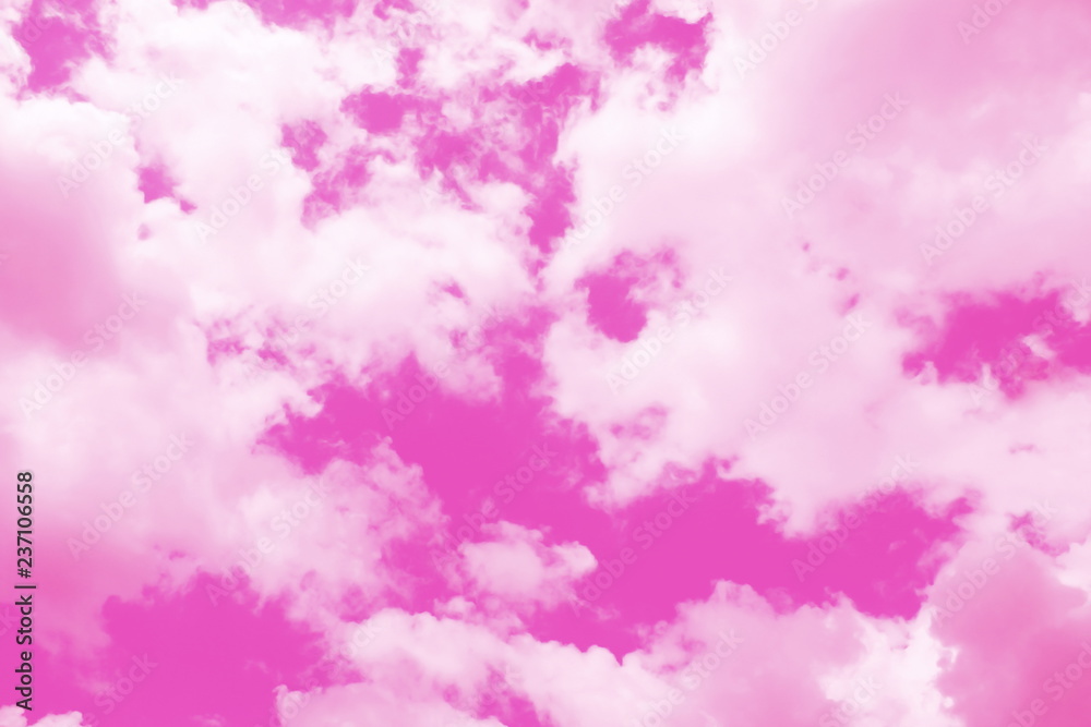 Fototapeta premium Cloudscape on pink sky background