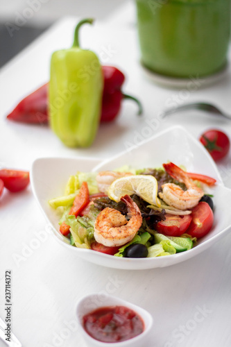 fresh vegetable salad with shrimps