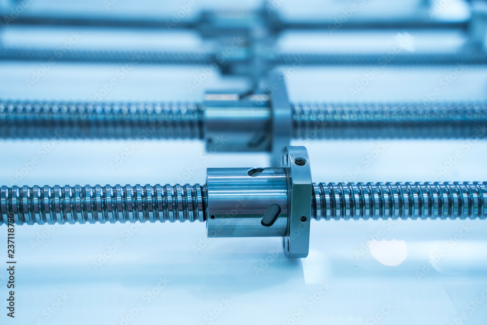 Gear wheel transmits energy flat has a rack Gear wheel transmits energy flat has a rack