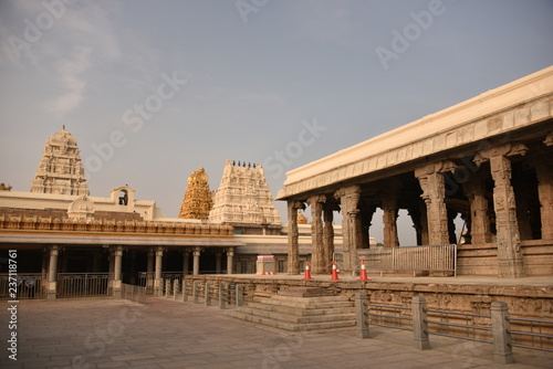 Cuadro en lienzo Kamakshi Amman Temple, Kanchipuram, Tamil Nadu, India