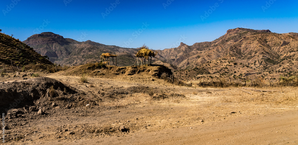 Äthiopien - Landschaft auf der Fahrt vom Sämen-Nationalpark nach Aksum Äthiopien - Landschaft auf der Fahrt vom Sämen-Nationalpark nach Aksum