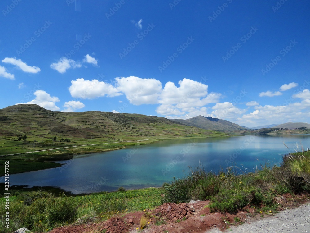 Lagune de Pomacanchi, Pérou