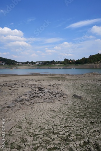 Der teils ausgetrocknete Edersee bei Bringhausen in Nordhessen photo