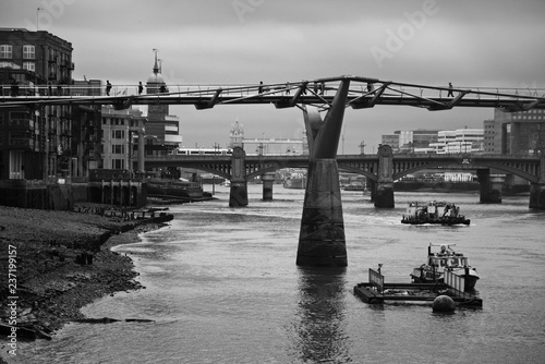 Sights of London (UK). Black and white photographs of the streets of central London. Cityscape.
