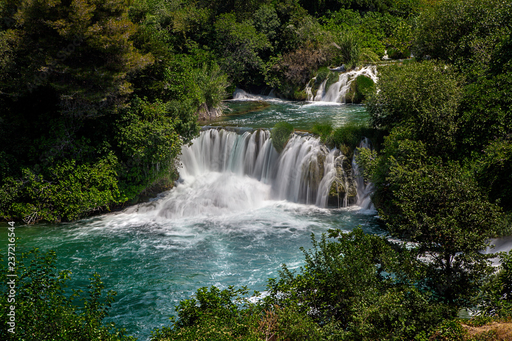 Fototapeta premium Skradinski buk, Park Narodowy Krka w Chorwacji, Europa.