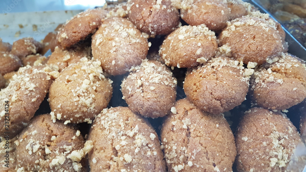 greek tranditional xmas sweets melomakarona kourampiedes greek tranditional xmas sweets melomakarona kourampiedes