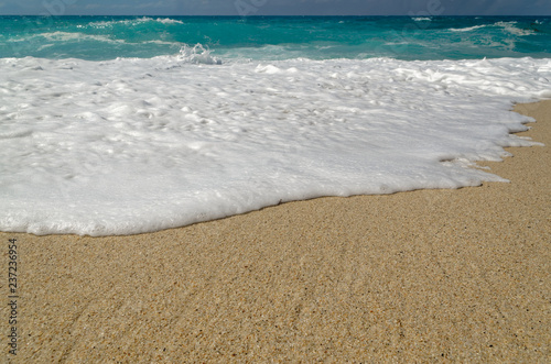Fototapeta Naklejka Na Ścianę i Meble -  Turquoise water on the Riaci beach near Tropea, Italy