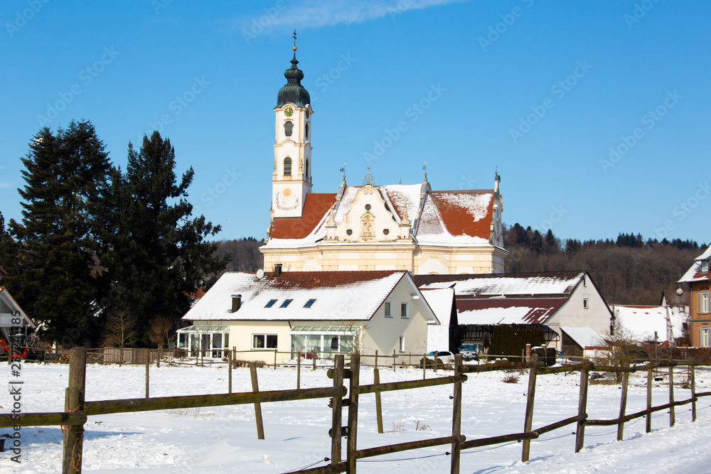 Die schönste Dorfkirche der Welt in Steinhausen bei Bad Schussenried im Winter