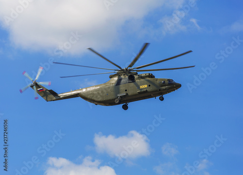 Wallpaper Mural International aviation and space salon MAKS-2015. Demonstration flight of the Mi-26 heavy transport helicopter Torontodigital.ca