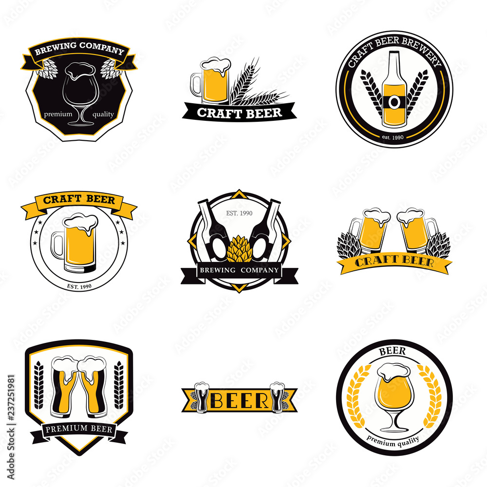 Naklejka premium Set of labels filled with beer mugs, bottles of craft beer, beer barrels and the ingredient malt.