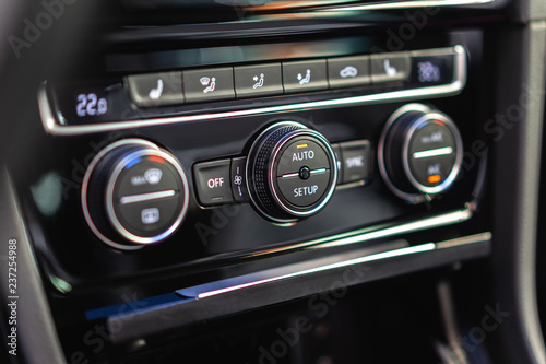 vehicle conditioner and ventilation control unit panel photo