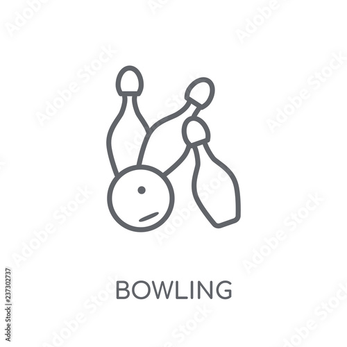 Bowling linear icon. Modern outline Bowling logo concept on white background from Entertainment and Arcade collection