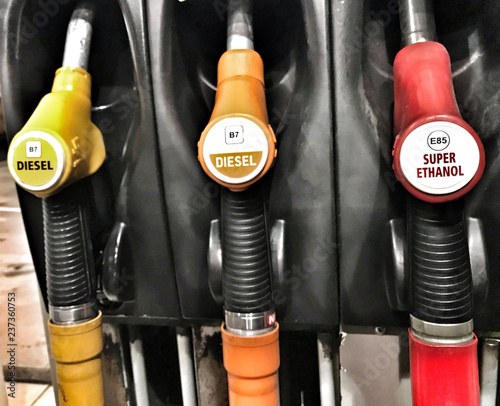 Distributore di benzina e gasolio