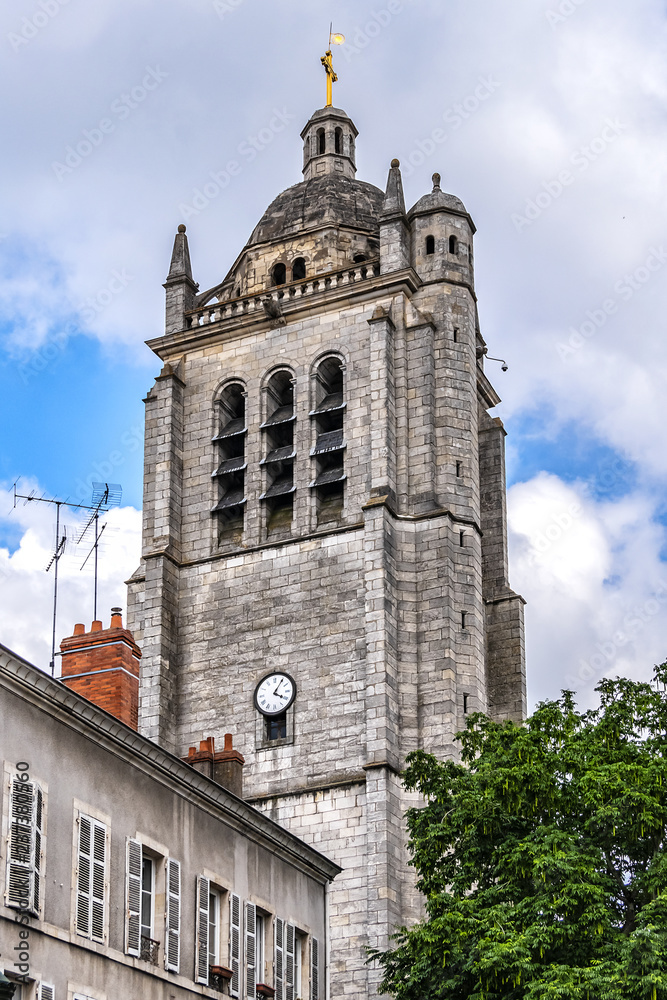 Fototapeta premium Saint-Paul-Notre-Dame-of-Miracles Church - French Catholic church located in Orleans, Loiret department, Center-Val de Loire region. St. Paul's Tower, completed in 1627.