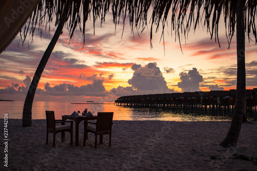 Fototapeta Naklejka Na Ścianę i Meble -  Beautiful sunset in the Maldives