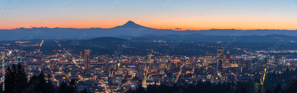 Panorama of Portland Oregon city skyline