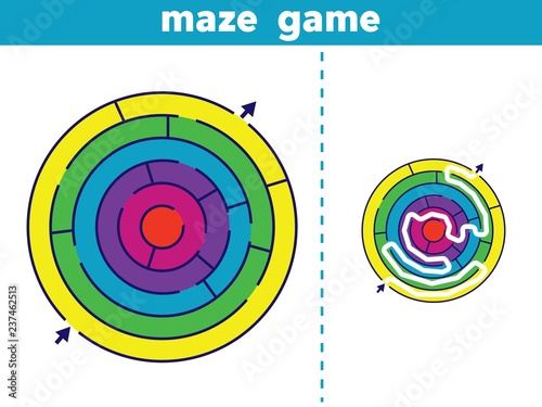 Labyrinth. Maze game for kids. Vector illustration