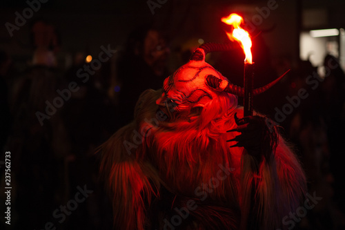 Percht  Krampus  Brauch  Lauf  Rummel