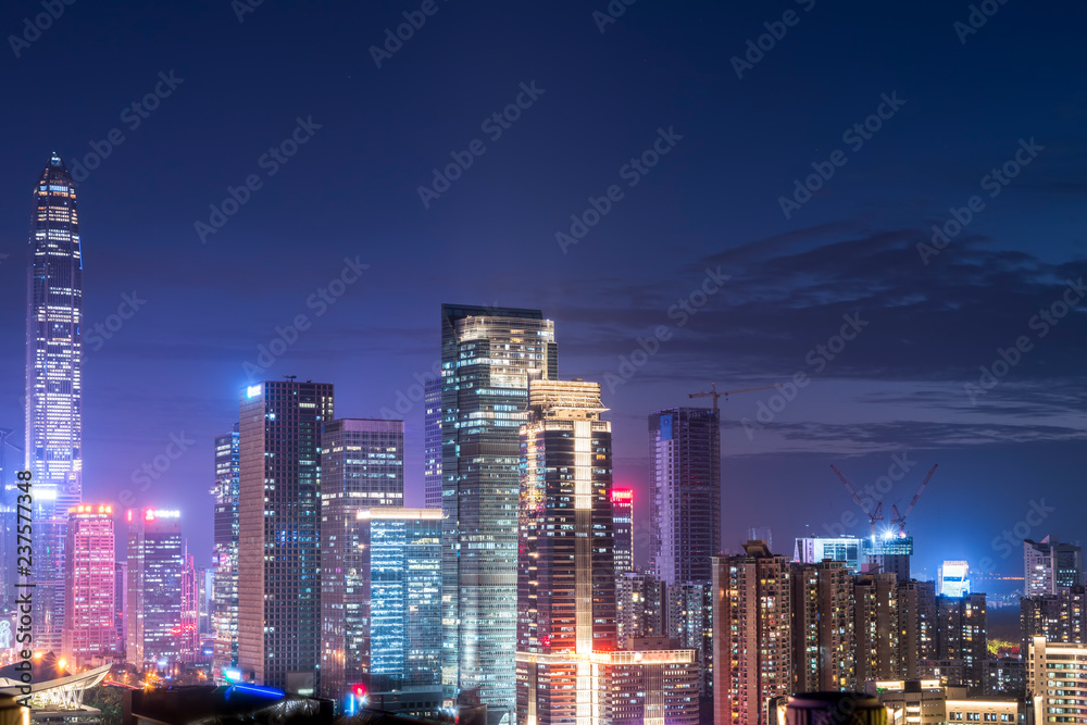 Fototapeta premium Panoramę miasta Shenzhen i architektoniczny krajobraz nocny.