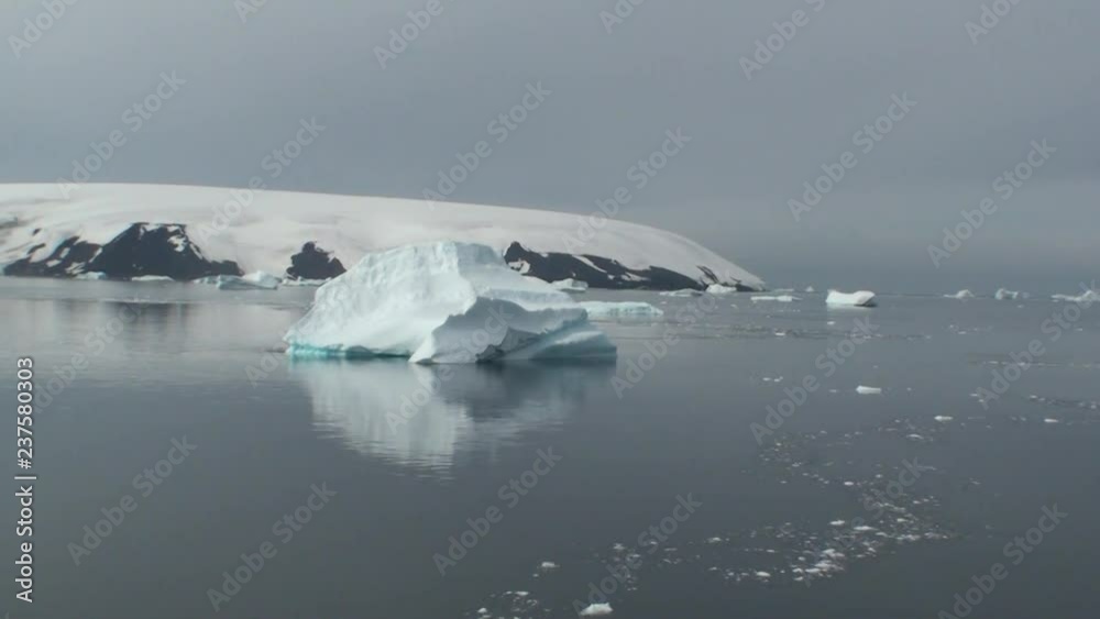 Drifting icebergs of Antarctic. Drifting icebergs of Antarctic.
