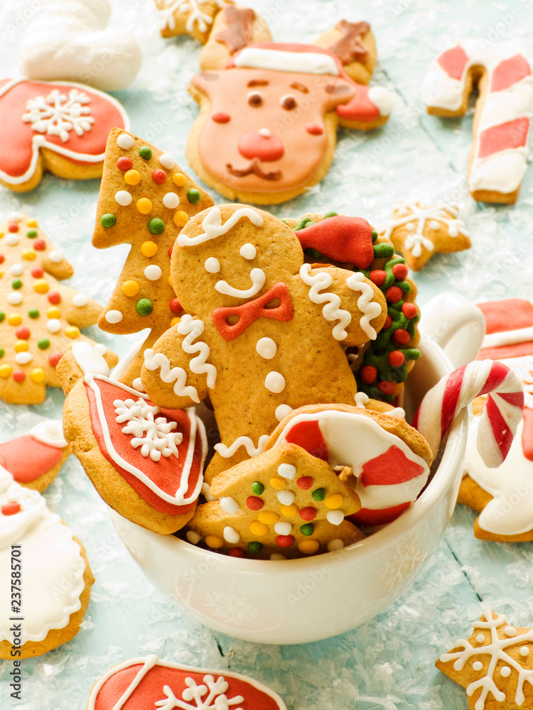 Obraz premium Christmas gingerbread cookies