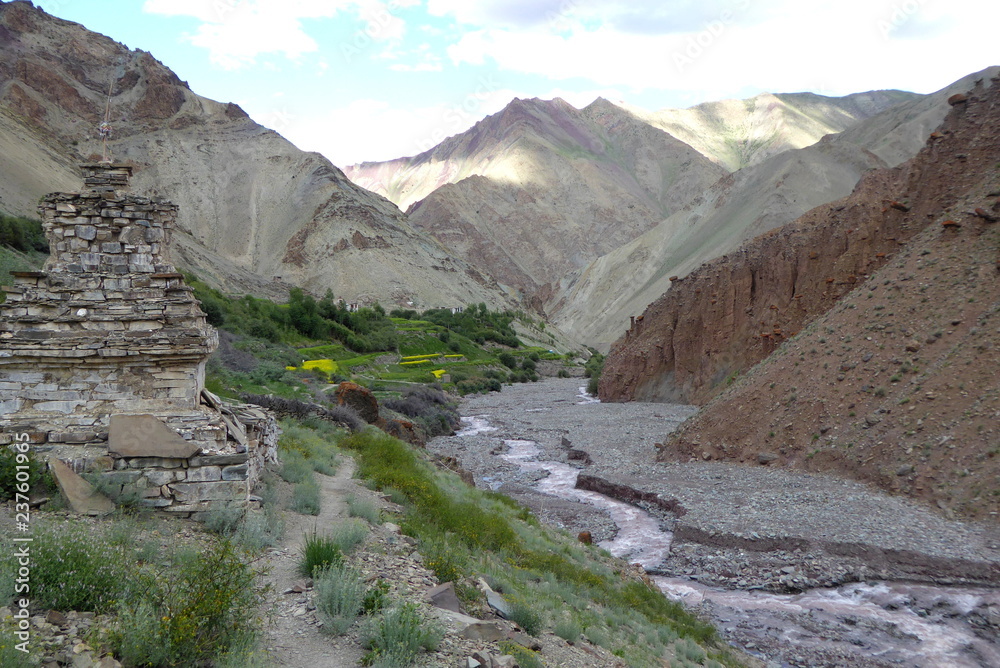 Stupa and scenery along the Markha Valley Trek, Ladakh Stupa and scenery along the Markha Valley Trek, Ladakh