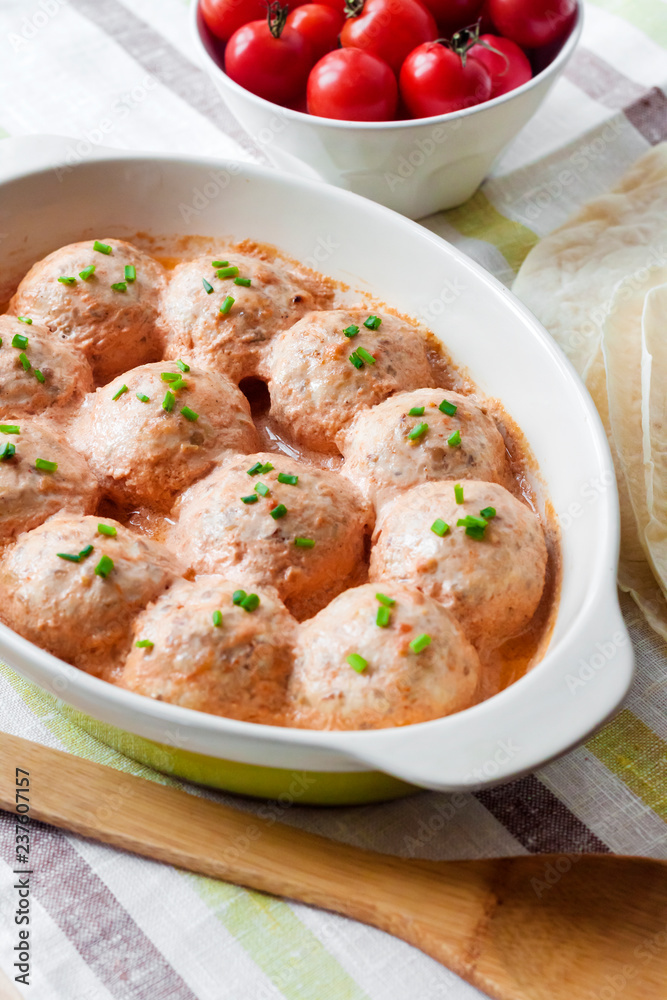 Chacken meatballs baked in creamy tomato sauce Chacken meatballs baked in creamy tomato sauce