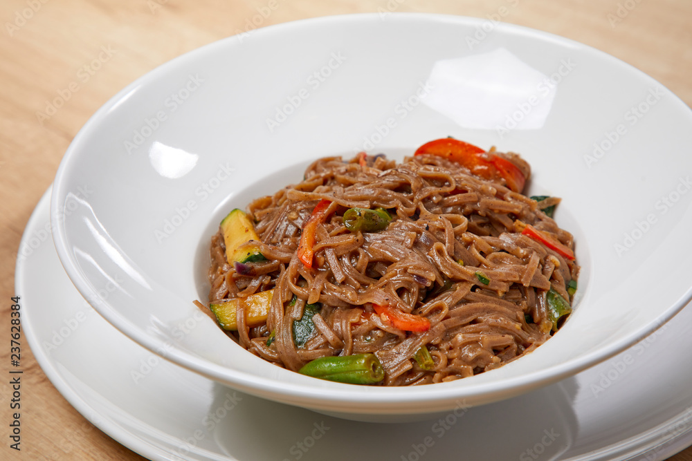 noodle with vegetables