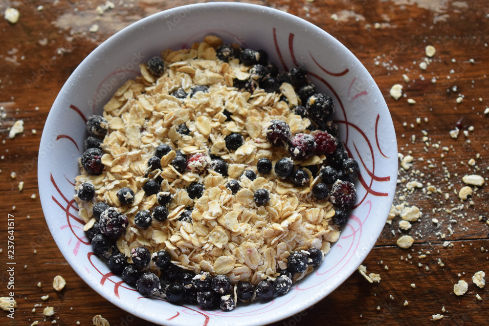 oat flake with berries oat flake with berries