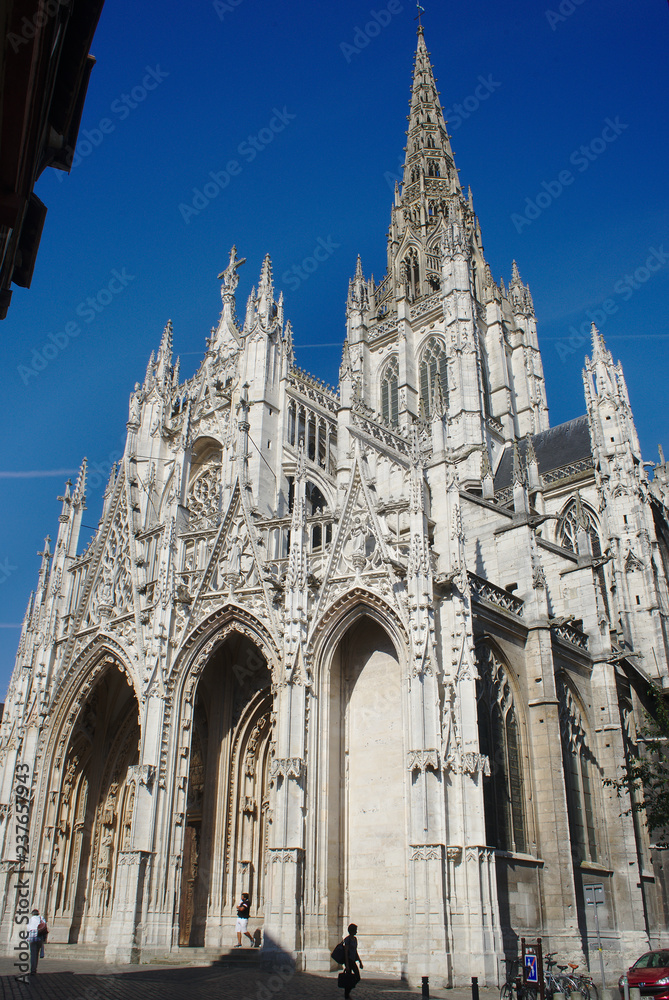 façade de l'église Saint-Maclou à Rouen. Style gothique. Normandie