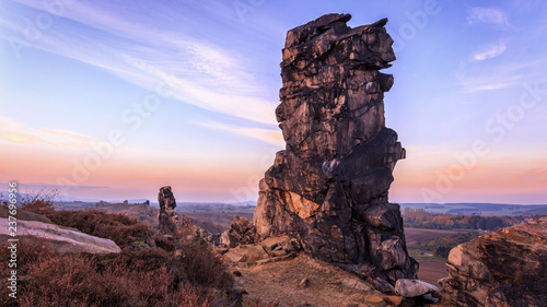 Sonnenuntergang an der Teufelsmauer bei Weddersleben / Sunset at devil's rock near Weddersleben