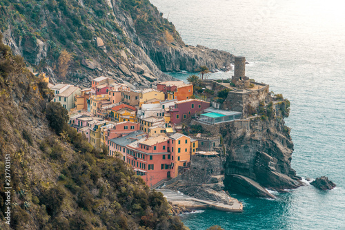 Obraz na płótnie Vernazza in winter - (cinque terre) w salonie